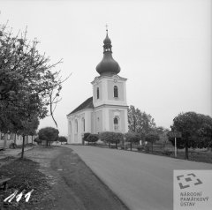 starší foto kostela