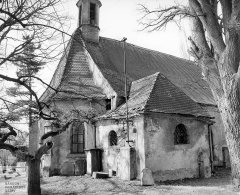 kostel před opravou