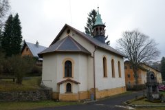 pohled zezadu zleva