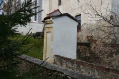 pohled zezadu zprava