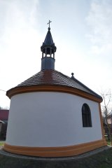 pohled zezadu zleva