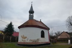 pohled zezadu zleva