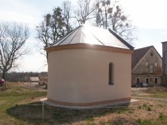 pohled zezadu zleva