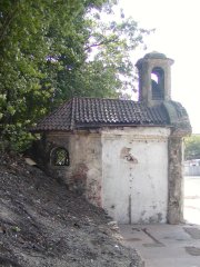 pohled zleva