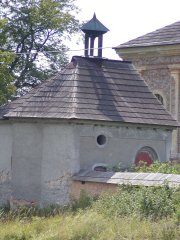 pohled zezadu zleva