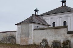 pohled zezadu zleva