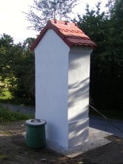 pohled zezadu zleva
