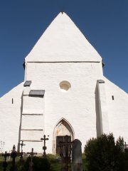 průčelí kostela