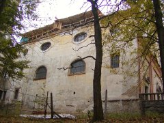 pohled zleva