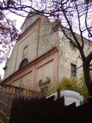 pohled zepředu zprava