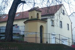pohled zepředu zleva
