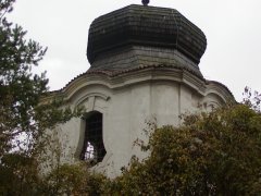 pohled zepředu zprava