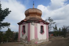 pohled zezadu zleva