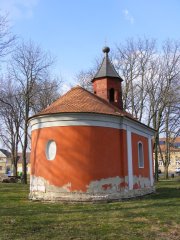 pohled zezadu zleva