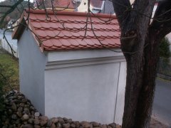 pohled zezadu zleva