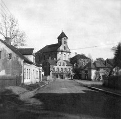 starší foto kostela