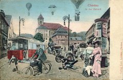 dobová pohlednice města s kostelem s kostelem (v pozadí)