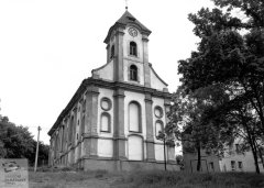 starší foto kostela