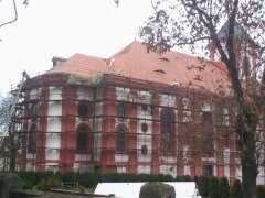 pohled zezadu zleva