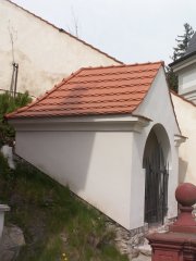 pohled zepředu zleva