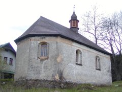 pohled zezadu zleva