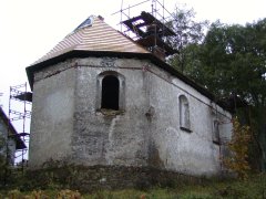 pohled zezadu zleva