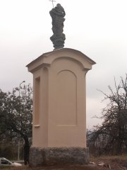 pohled zezadu zprava