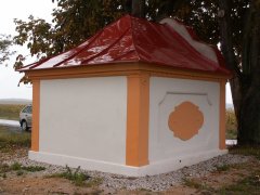 pohled zezadu zleva