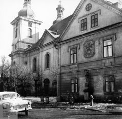 starší foto kostela