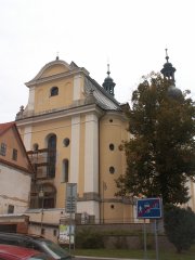 pohled zepředu zprava