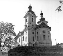 starší foto kostela