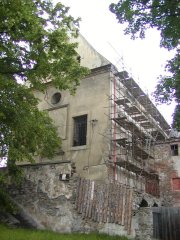 pohled zepředu zprava