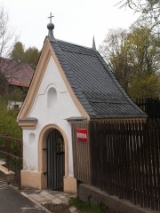 pohled zepředu zprava