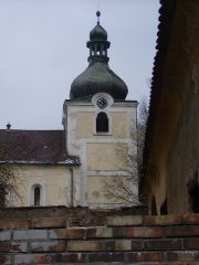 pohled na přední část zleva
