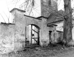 starší foto kostela