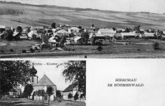 dobová pohlednice vsi s kostelem