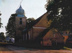 starší foto kostela - pohled zepředu zleva