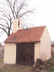 pohled zezadu zprava