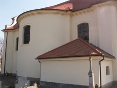 pohled zezadu zprava