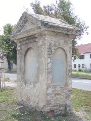 pohled zezadu zleva