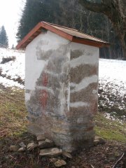 pohled zezadu zleva