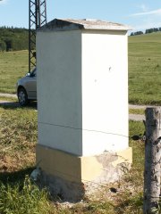 pohled zezadu zleva