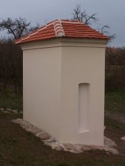 pohled zezadu zleva