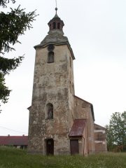 průčelí kostela