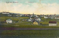 dobová pohlednice města s kostelem