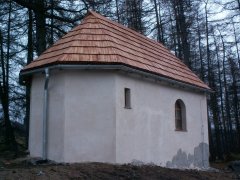 pohled zezadu zleva
