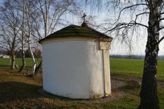 pohled zezadu zleva
