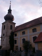 pohled na pravou stěnu zezadu