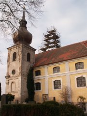 pohled na přední část zprava
