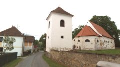 pohled zezadu zleva